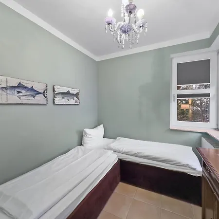 Apartamento Objekt-nr 82 - - Kaiserallee *
